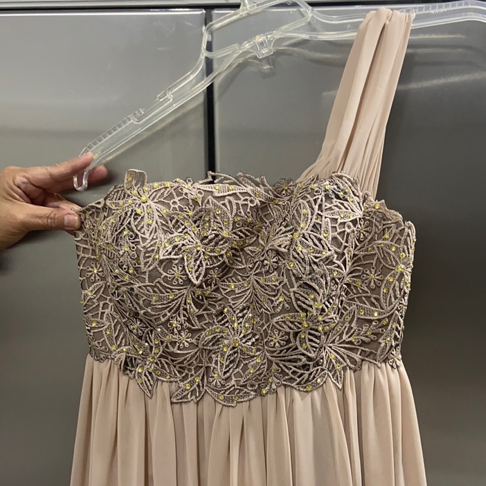 One shoulder elegant wedding dress